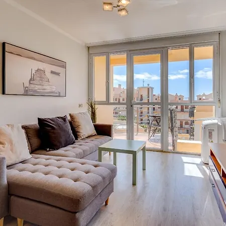 Apartment Bonito Triplex Familiar Con Solarium - By Feel Your Holidays